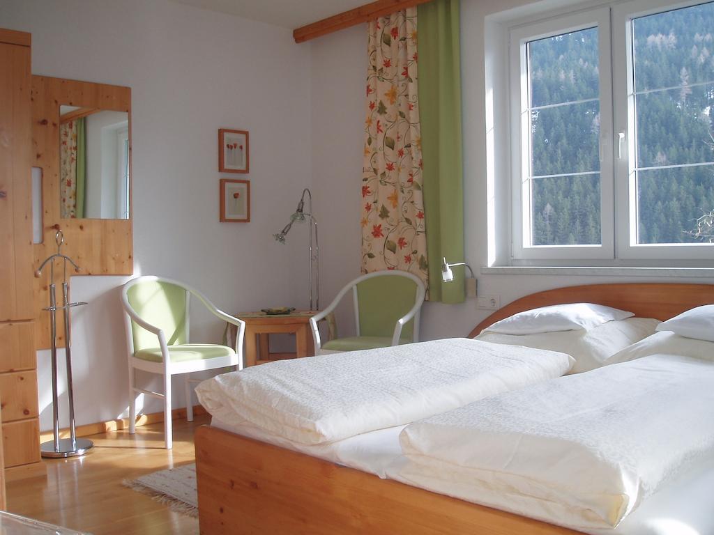 Ferienwohnung Kerschbaumer Rangersdorf Pokoj fotografie